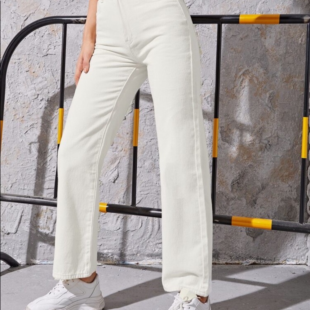 ROMWE White Jeans